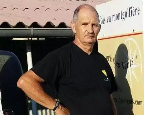 DOMINIQUE